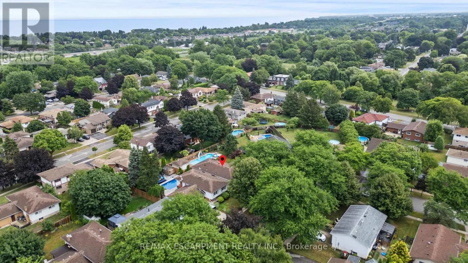 15 DEBORA DRIVE