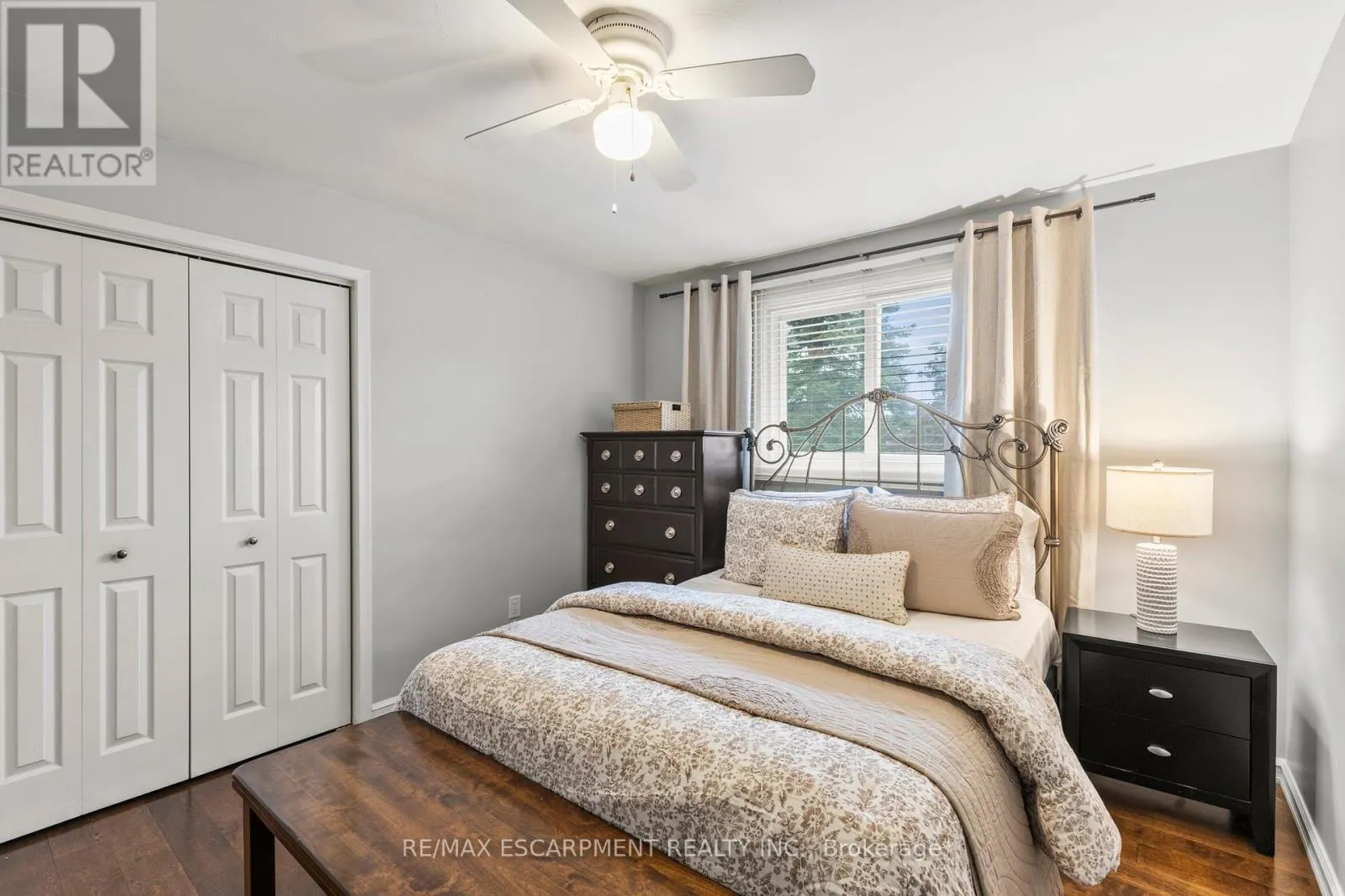 15 DEBORA DRIVE