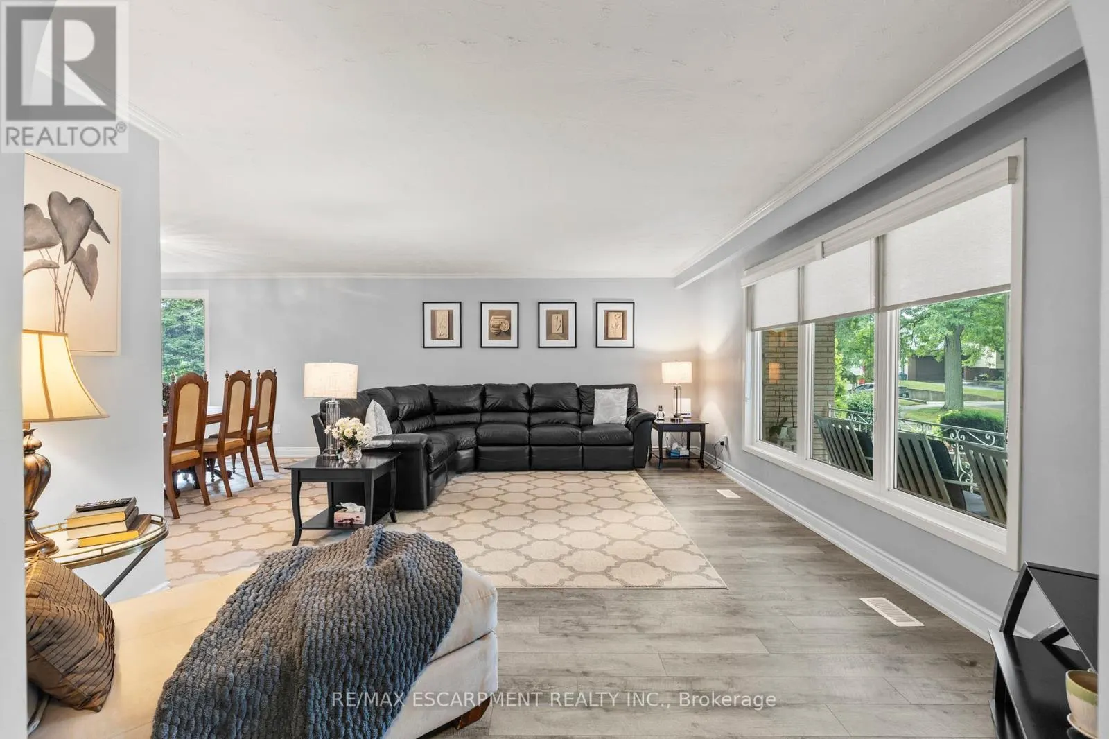 15 DEBORA DRIVE