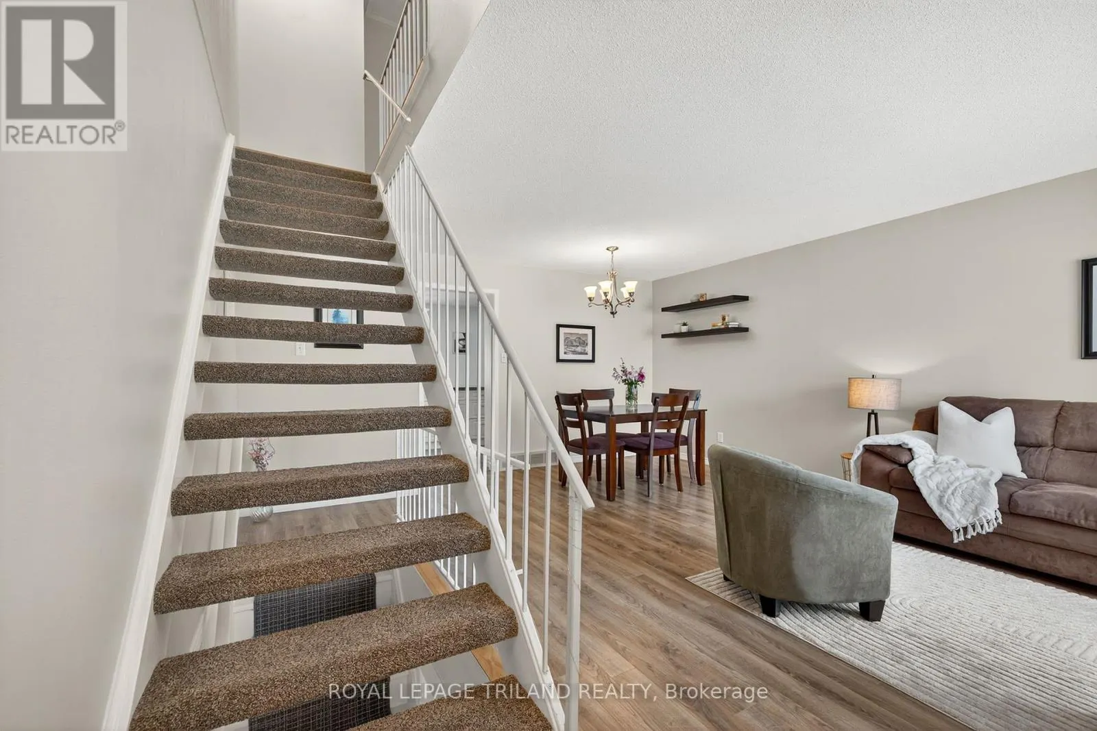 22 - 782 VISCOUNT ROAD, #22