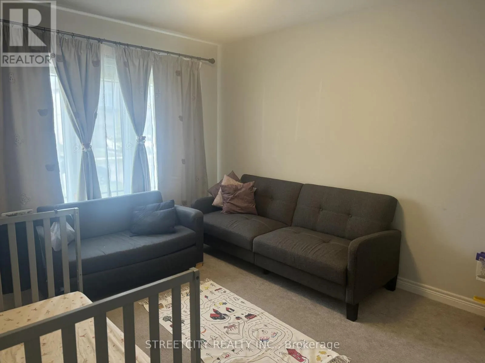 32 BOUNTY AVENUE