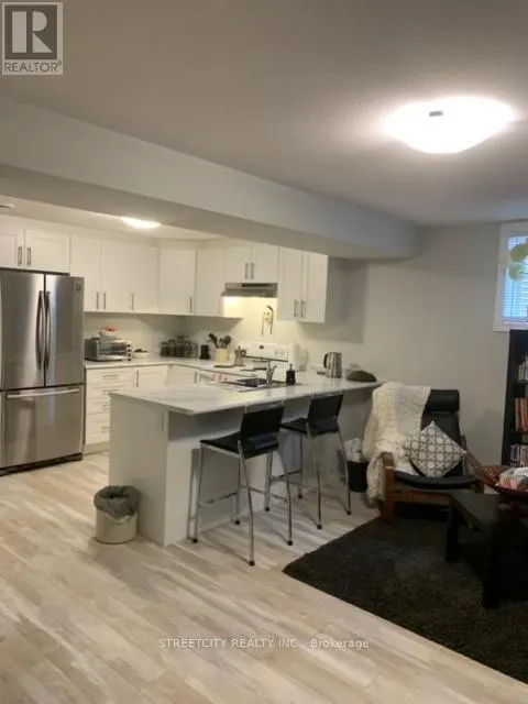 32 BOUNTY AVENUE