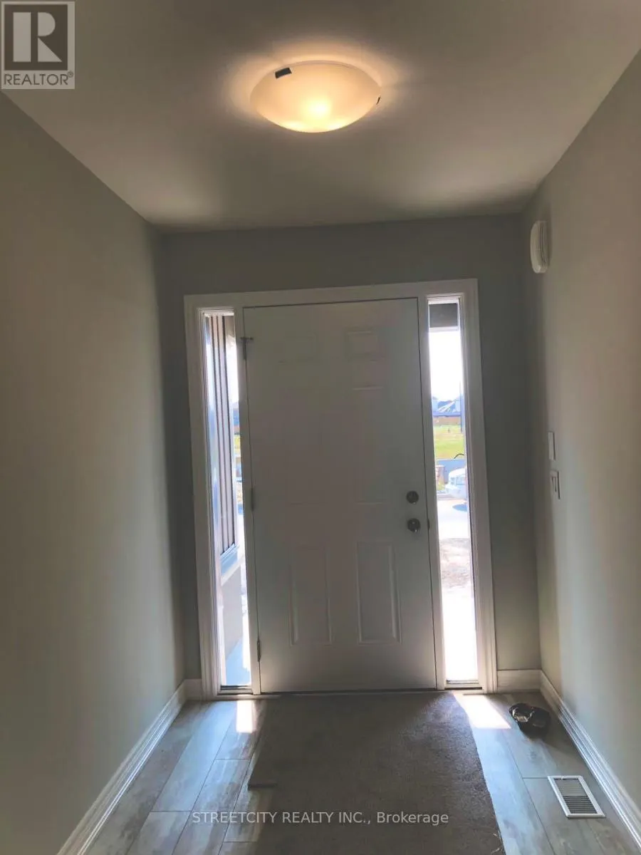 32 BOUNTY AVENUE