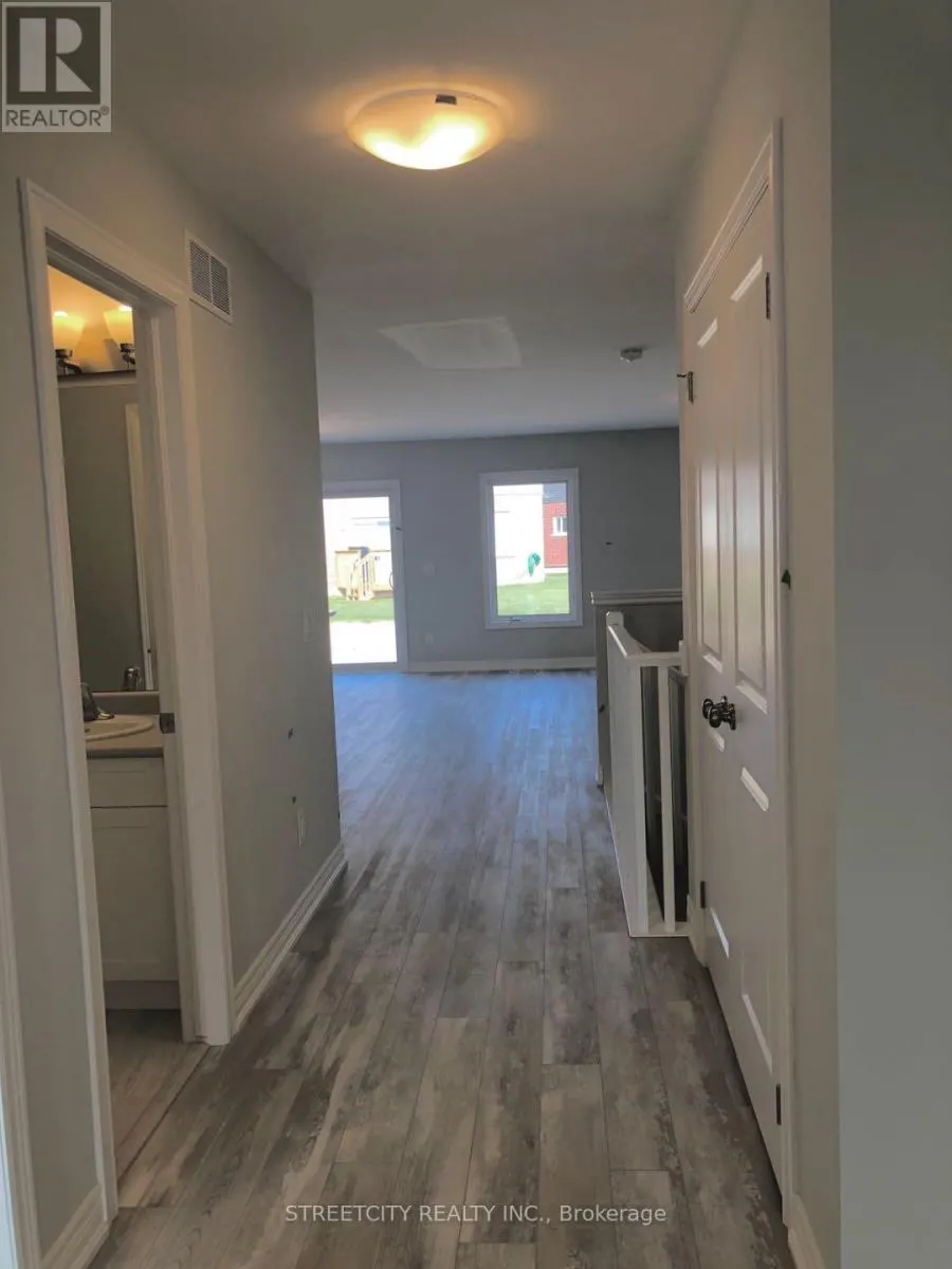 32 BOUNTY AVENUE