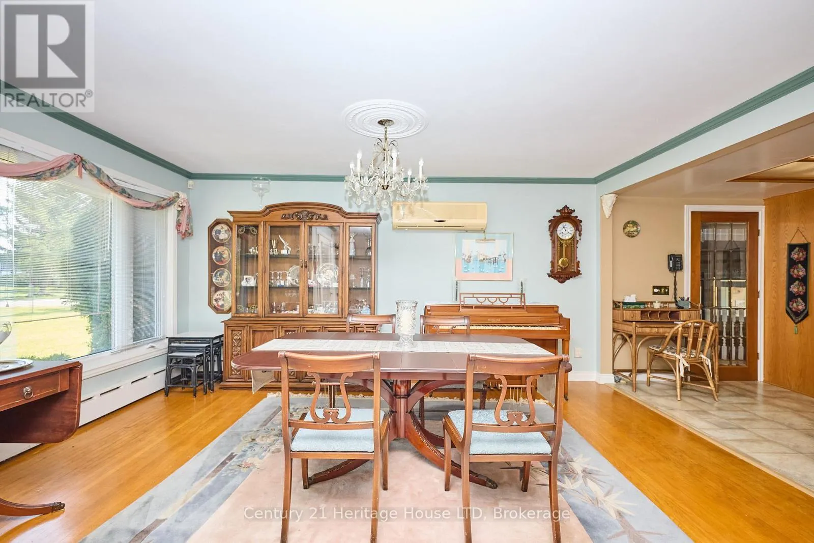 2229 HOUCK CRESCENT