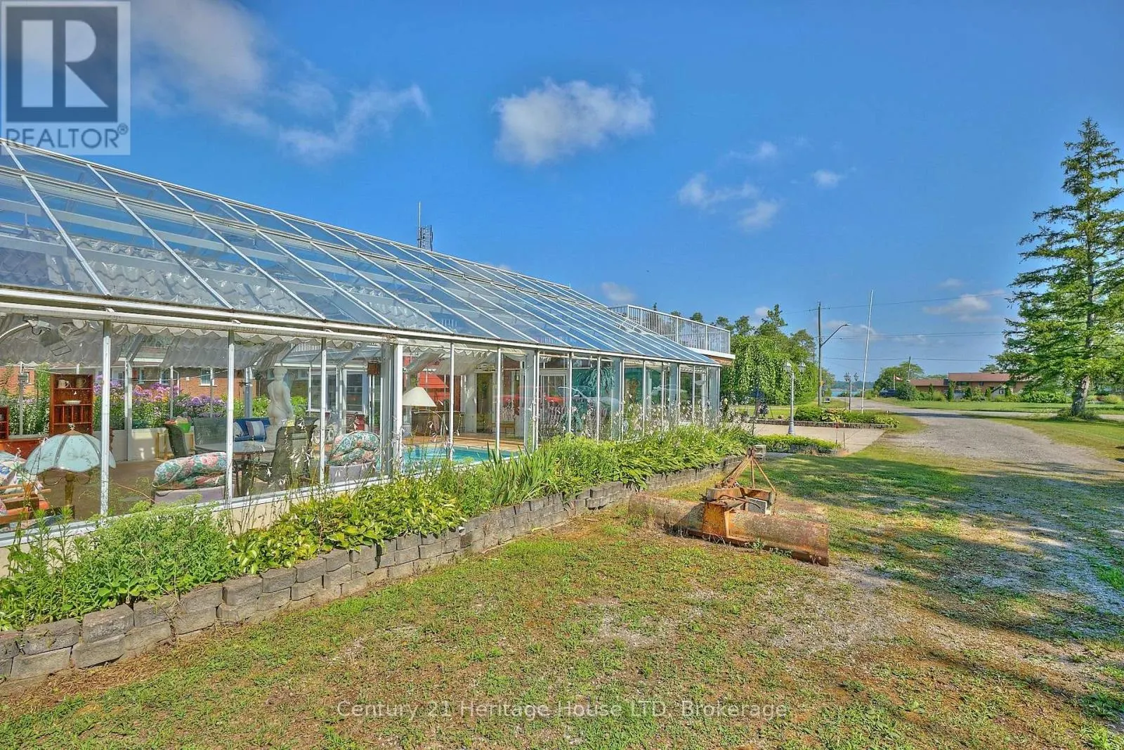 2229 HOUCK CRESCENT