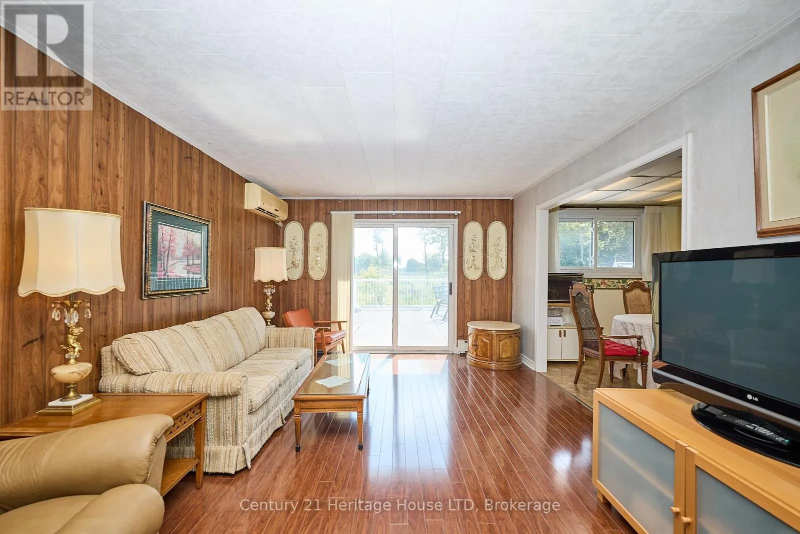 2229 HOUCK CRESCENT