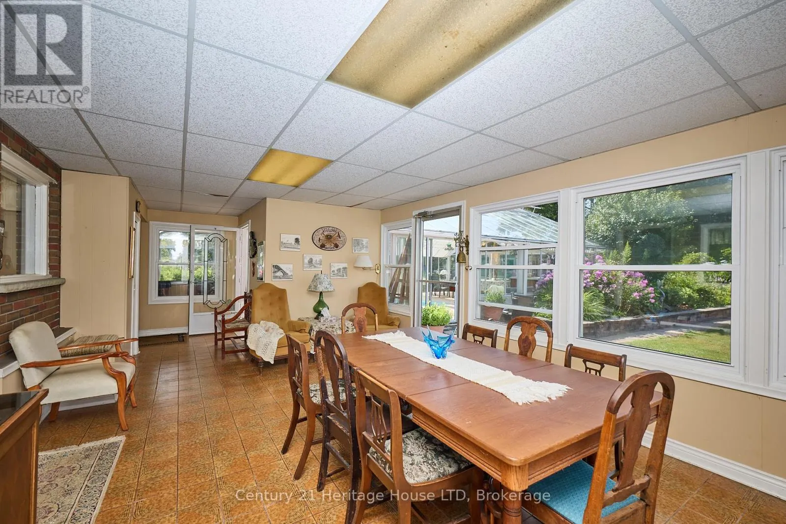 2229 HOUCK CRESCENT