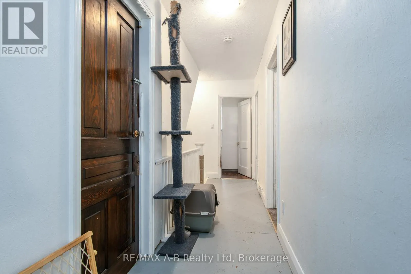 83 EAST GORE STREET
