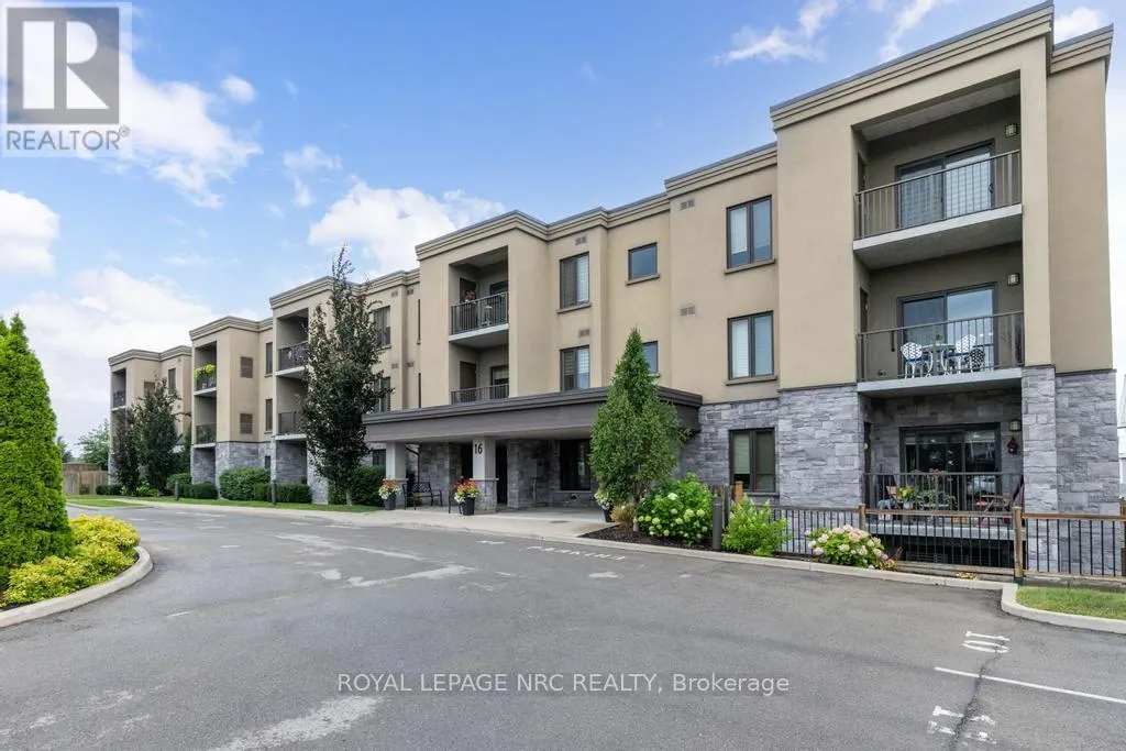 101 - 16 SULLIVAN AVENUE, #101