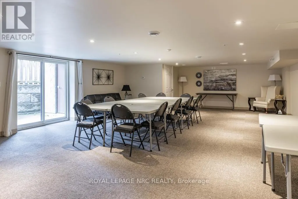 101 - 16 SULLIVAN AVENUE, #101