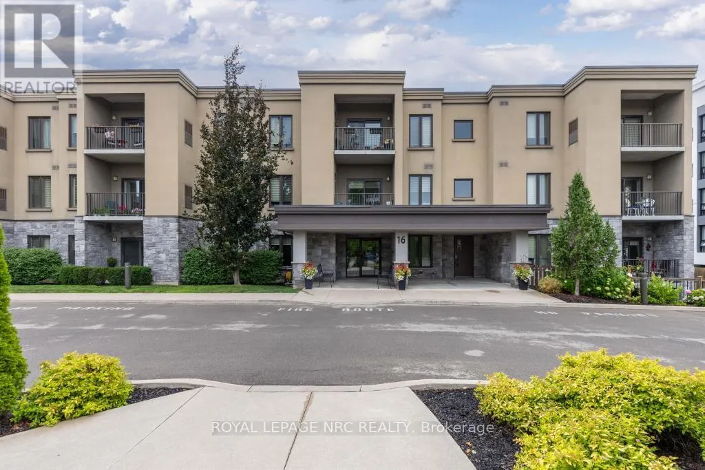 101 - 16 SULLIVAN AVENUE, #101