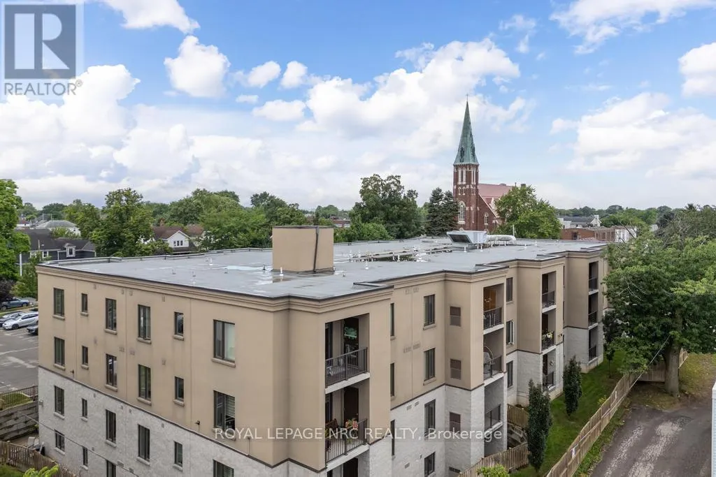 101 - 16 SULLIVAN AVENUE, #101