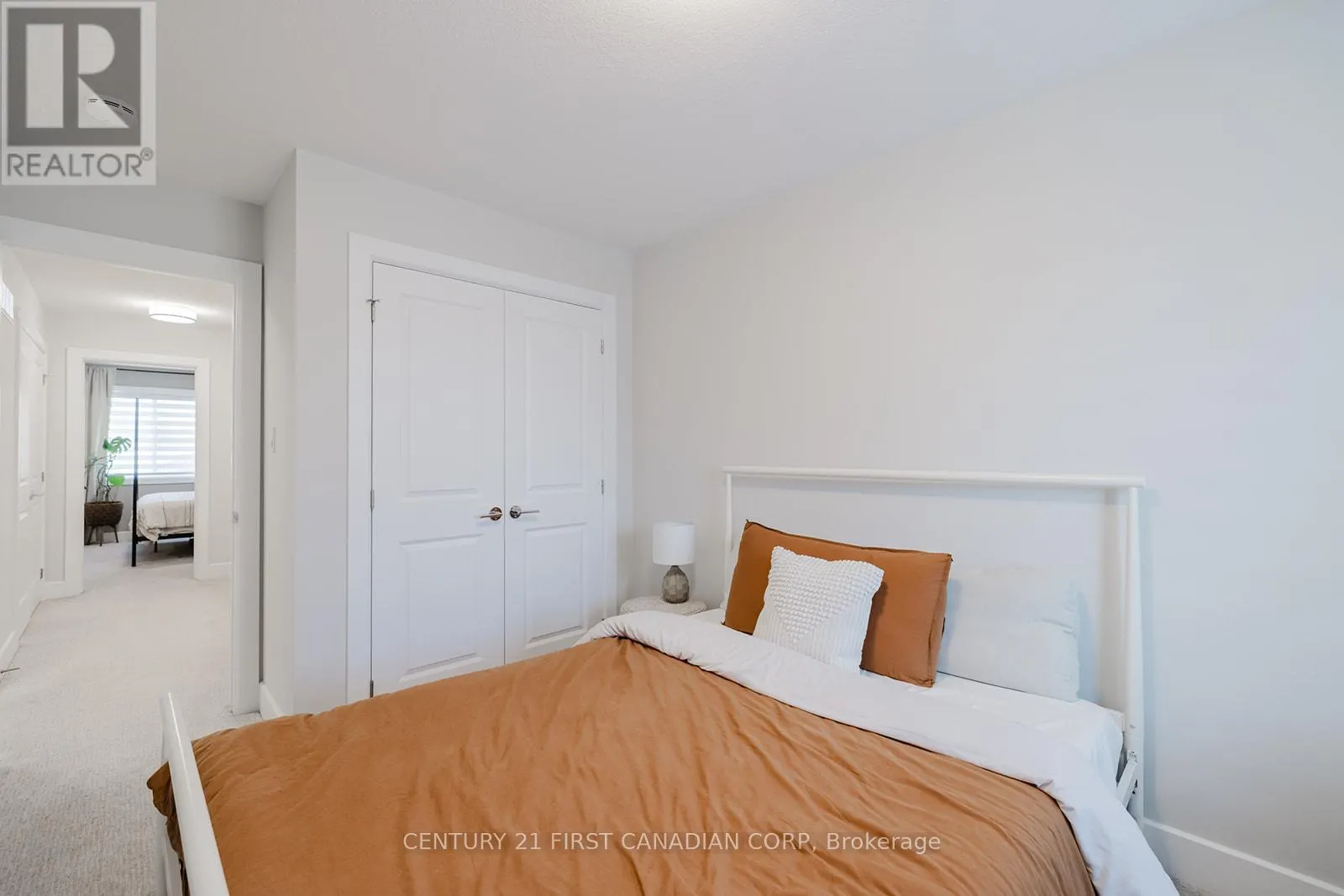 9 - 601 LIONS PARK DRIVE, #9