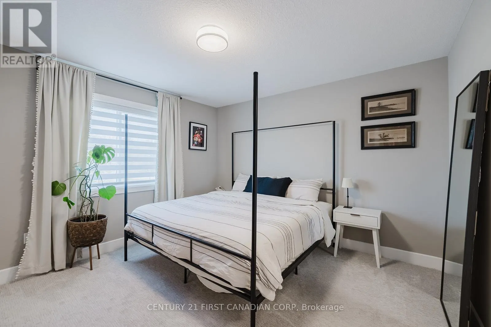9 - 601 LIONS PARK DRIVE, #9