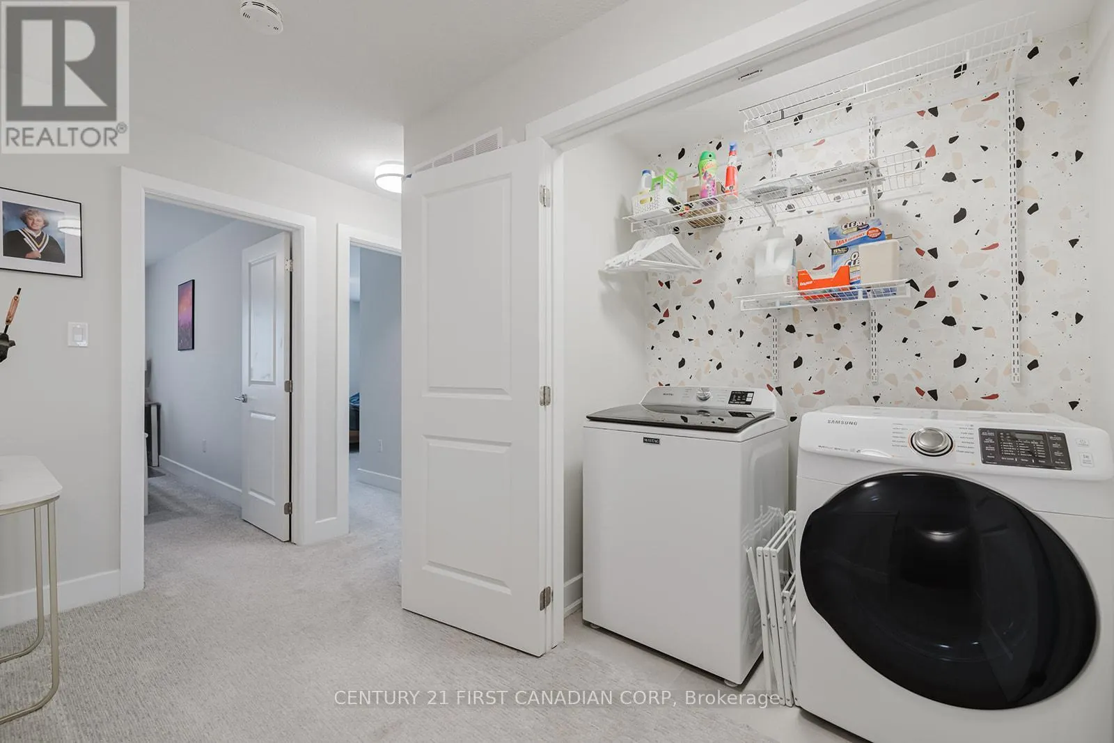 9 - 601 LIONS PARK DRIVE, #9