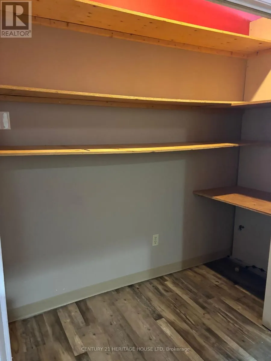 2 - 184 SUNSET DRIVE S, #2