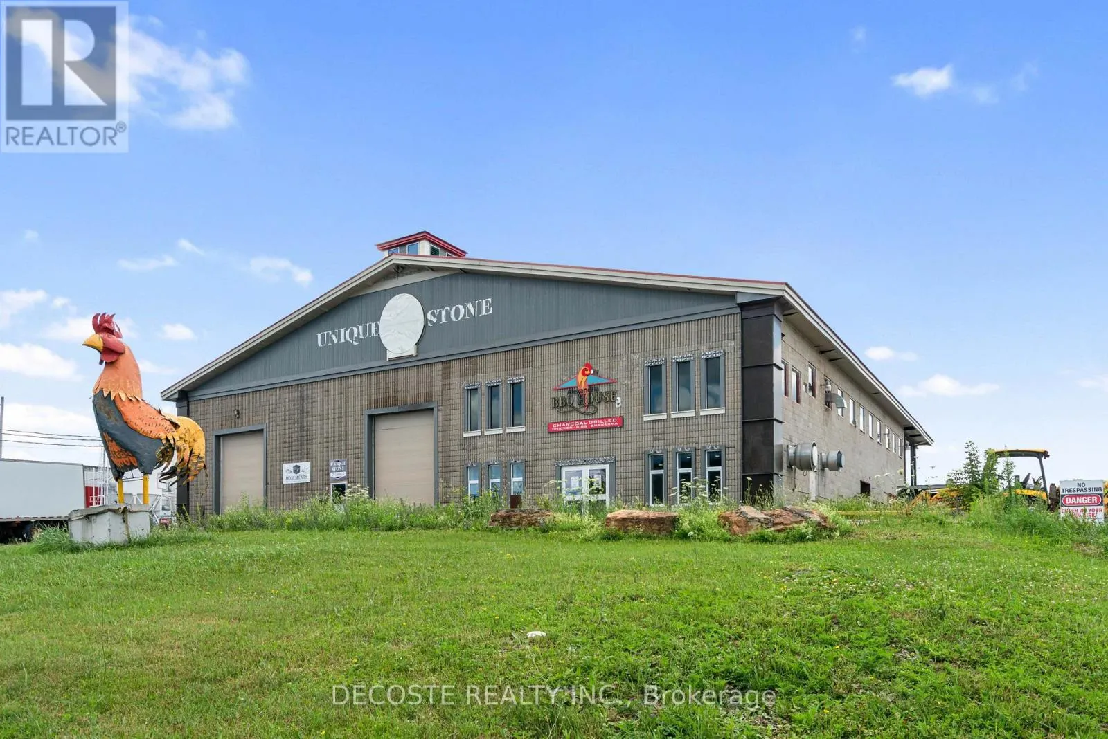 240 MACDONALD BOULEVARD