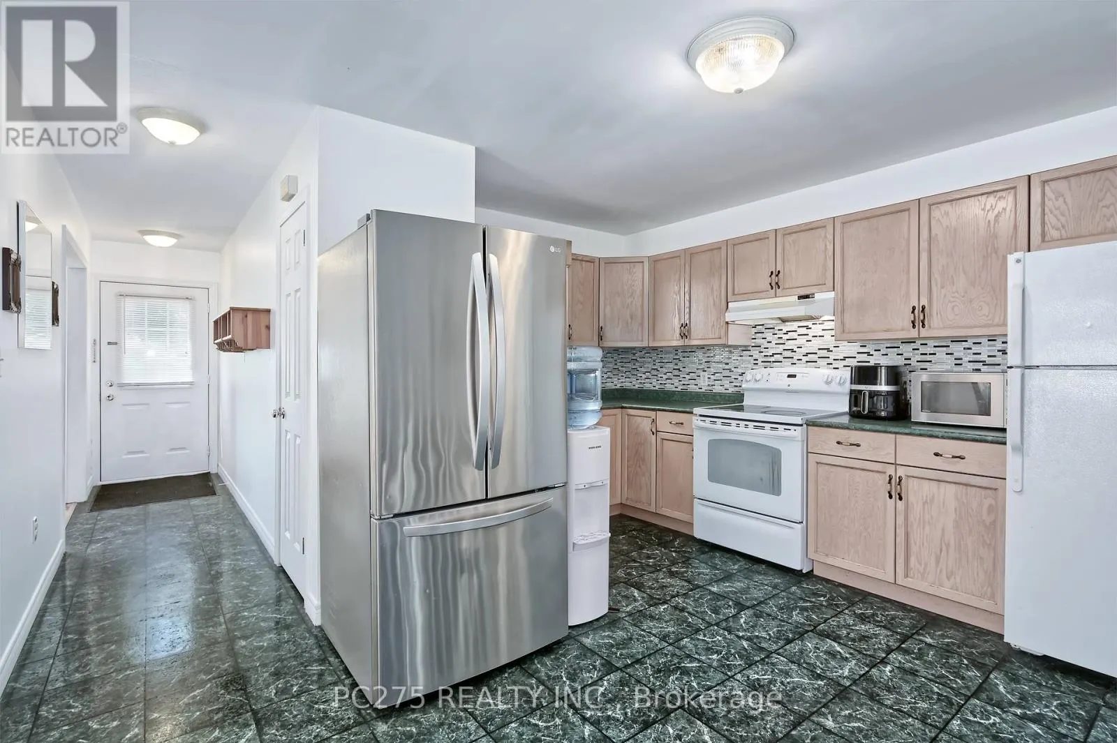 402 CHESTNUT STREET