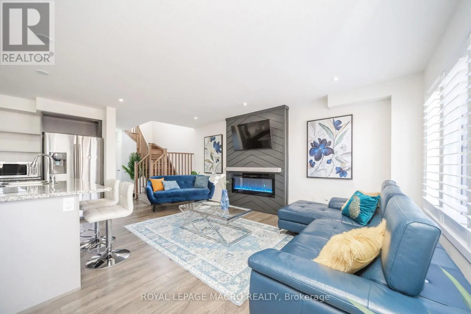 43 SHERWAY STREET