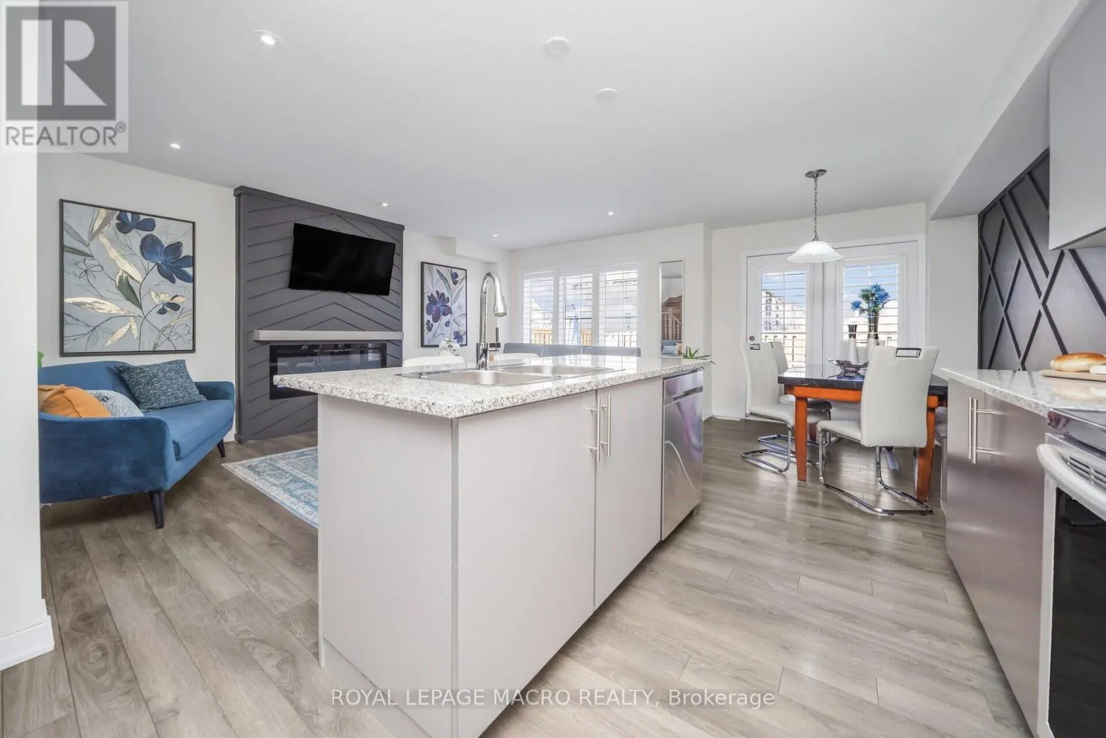 43 SHERWAY STREET