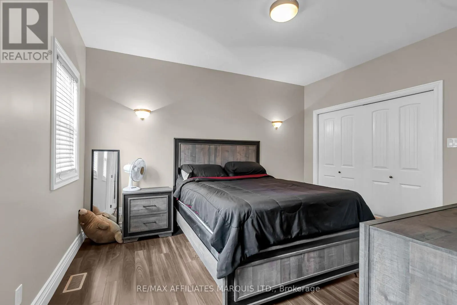 23 CALCO CRESCENT