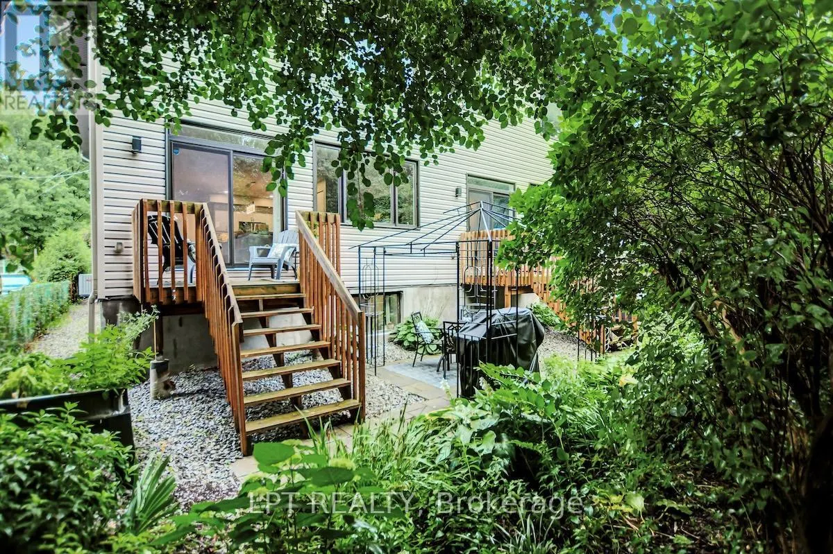 319 GLYNN AVENUE