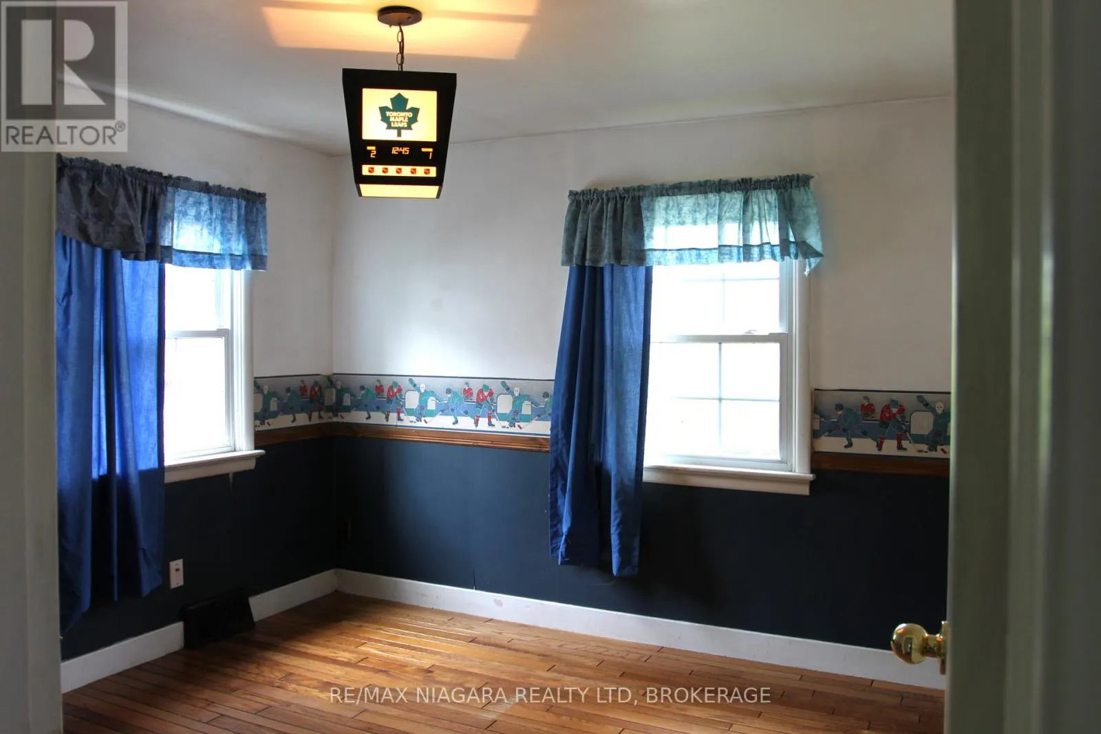 21 HIGHLAND AVENUE