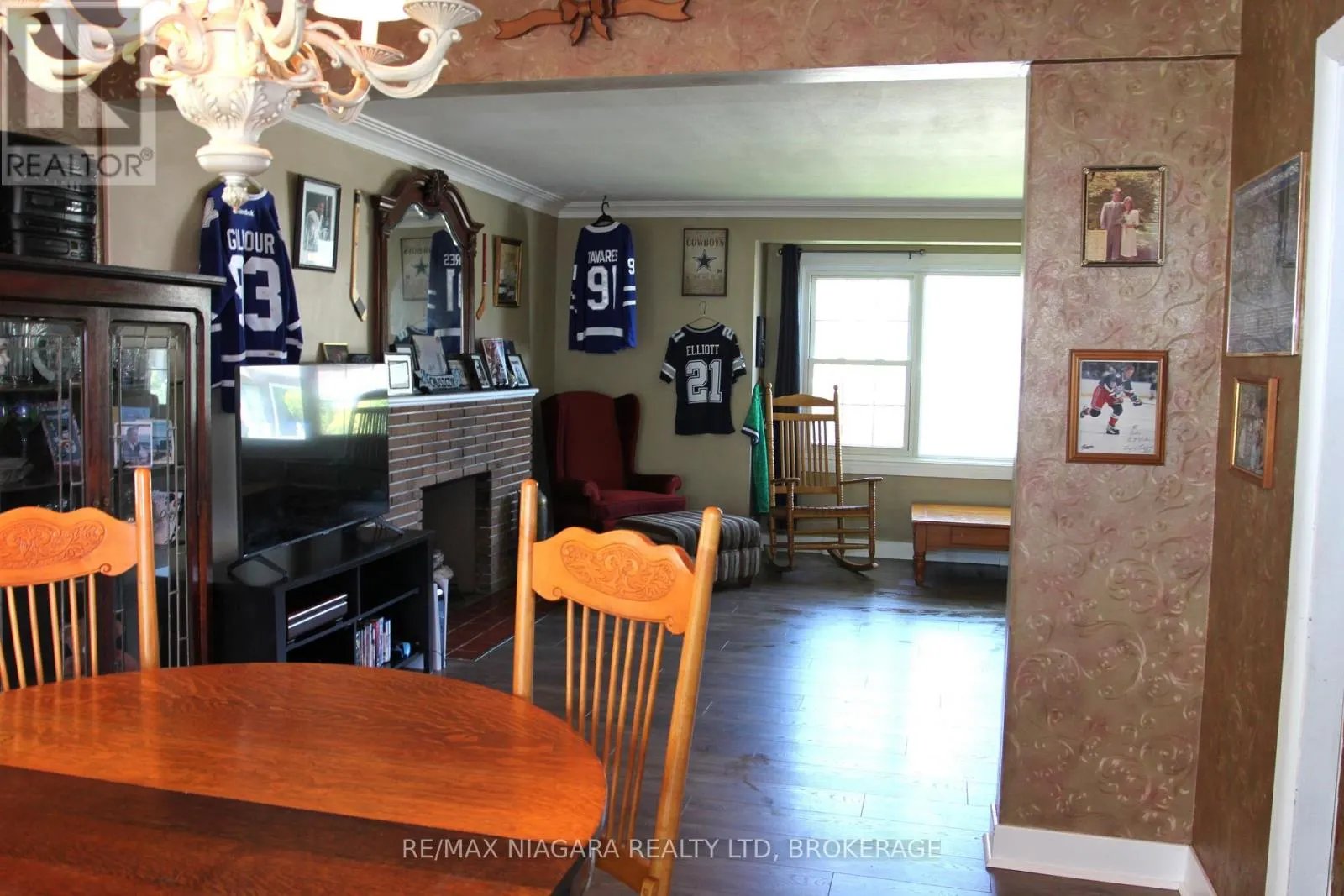 21 HIGHLAND AVENUE