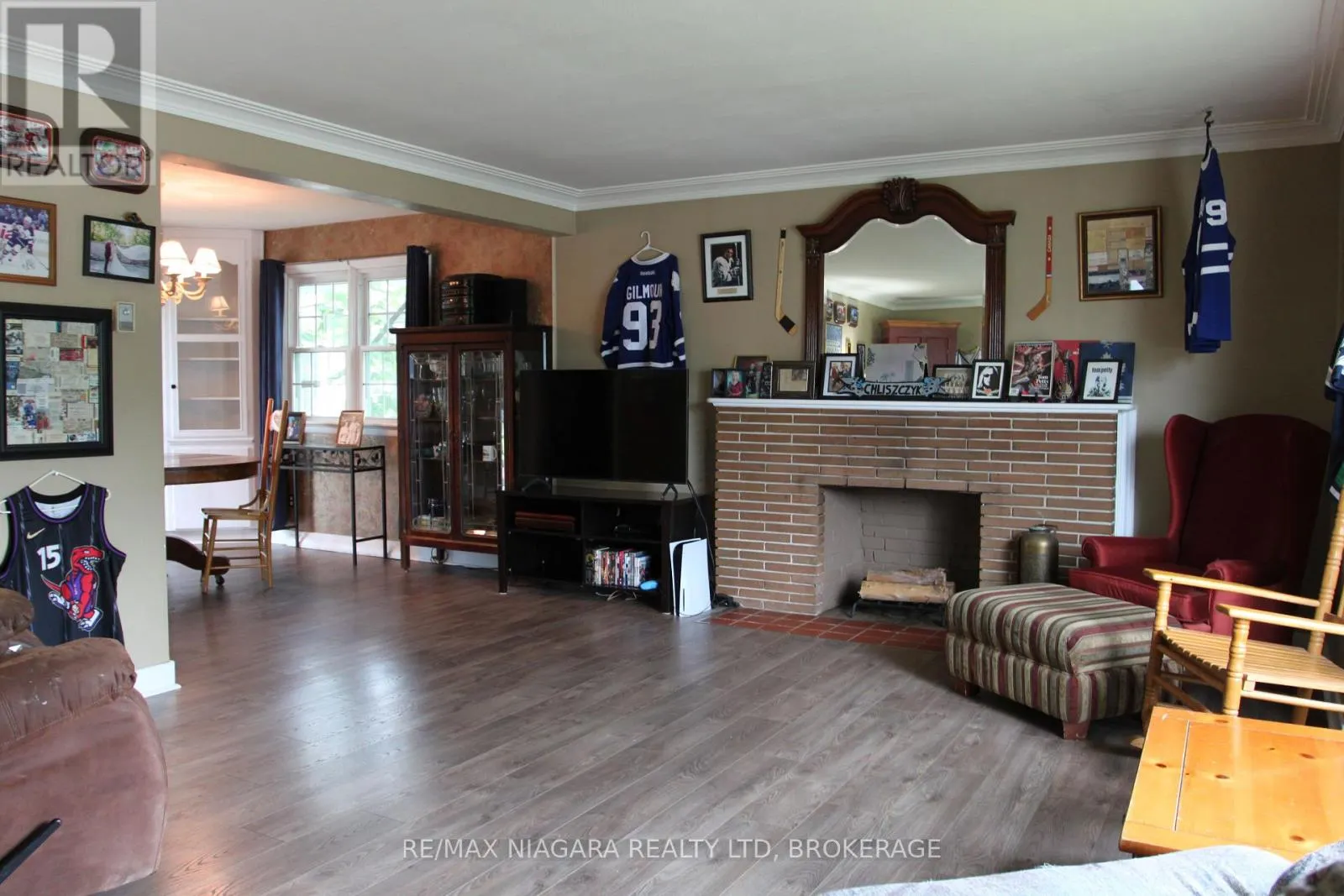 21 HIGHLAND AVENUE