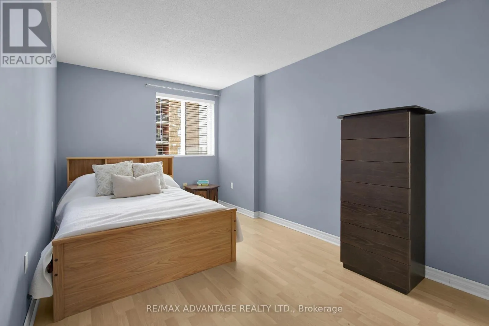 504 - 333 COMMISSIONERS ROAD W, #504