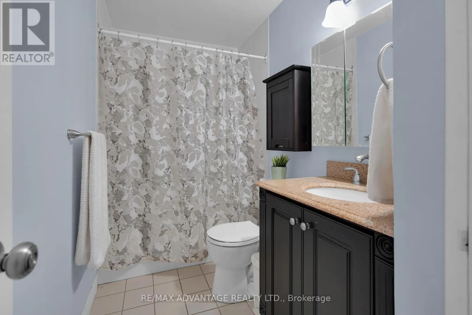 504 - 333 COMMISSIONERS ROAD W, #504