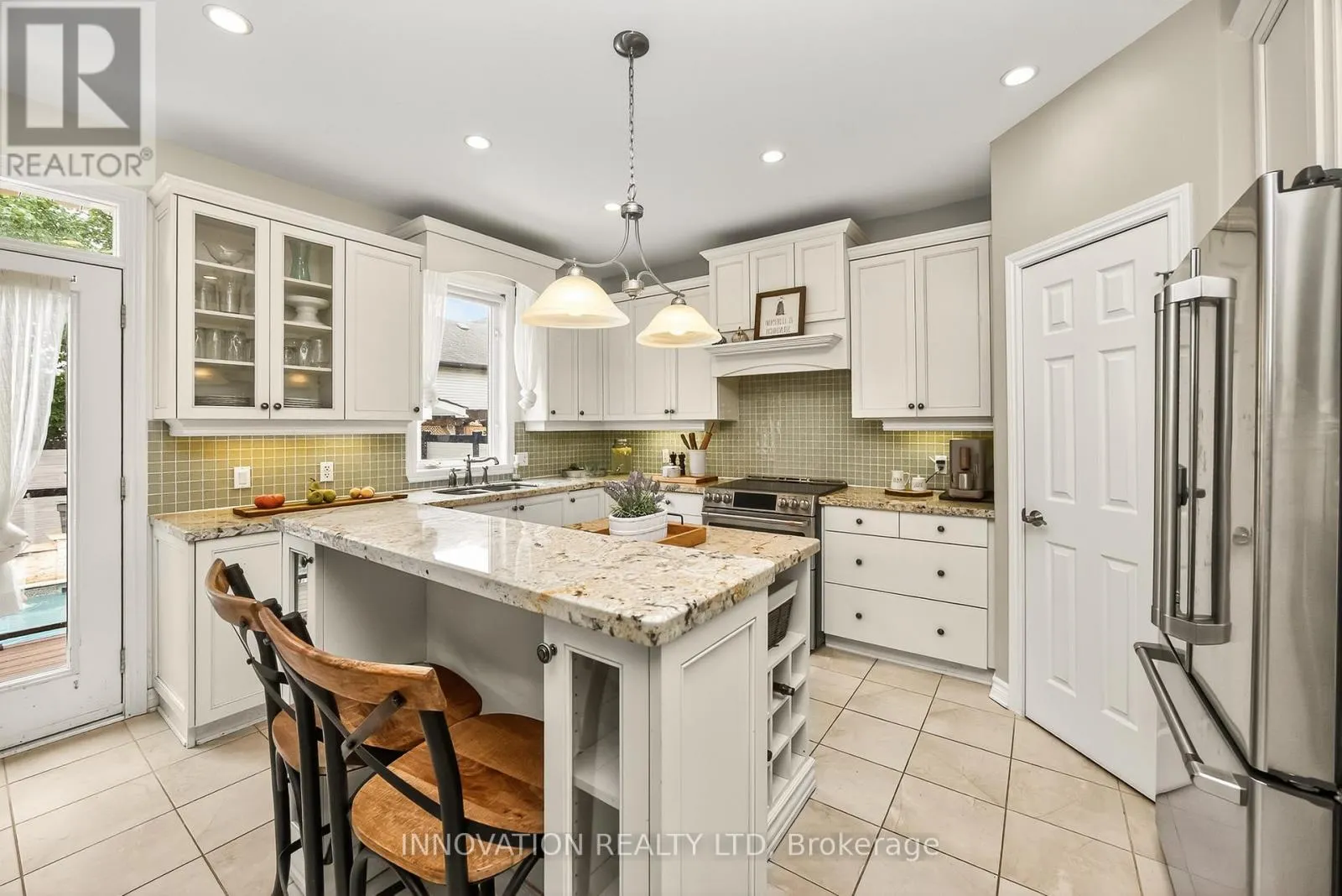 534 LANDSWOOD WAY