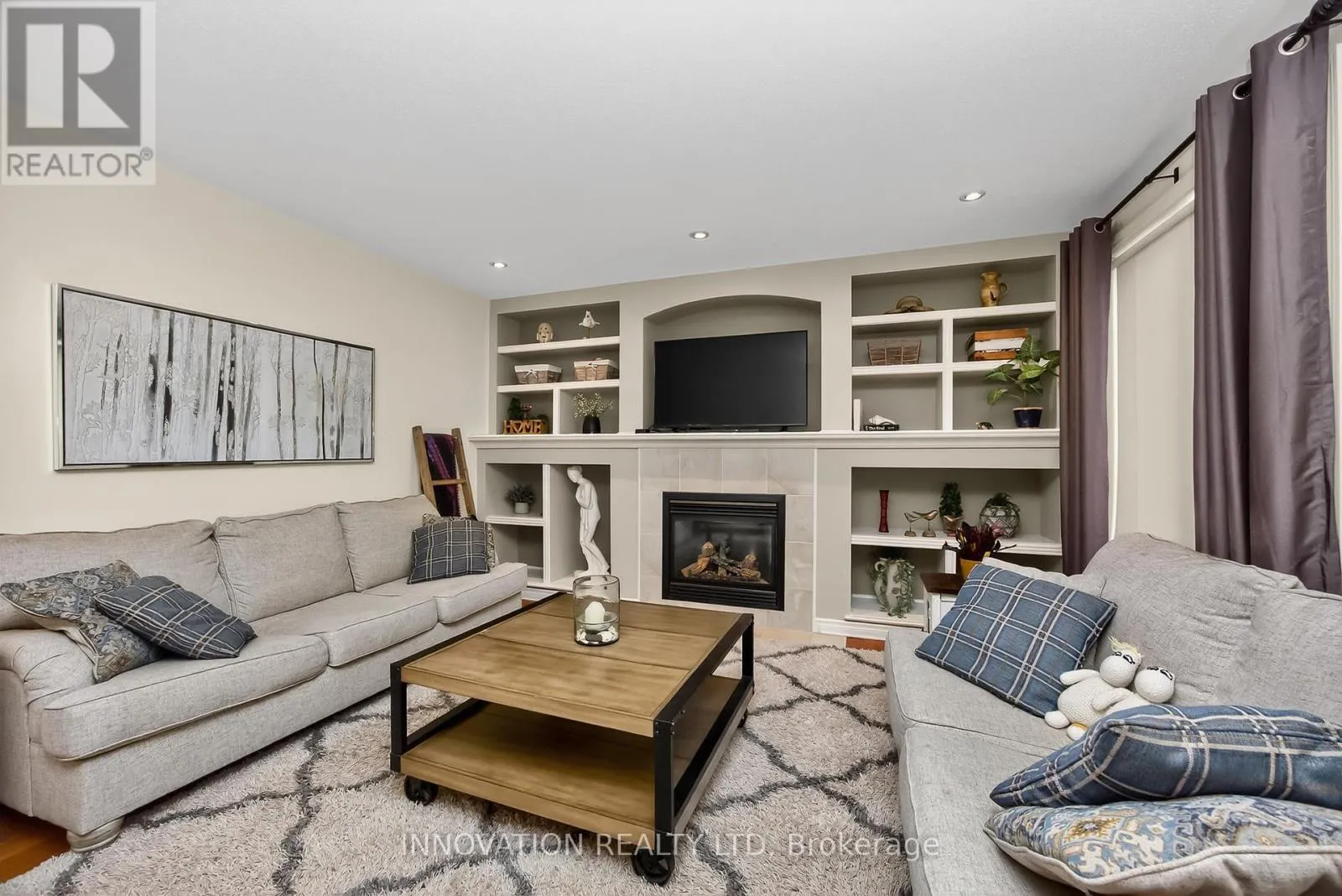 534 LANDSWOOD WAY
