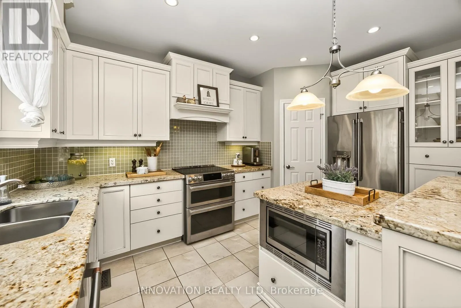 534 LANDSWOOD WAY