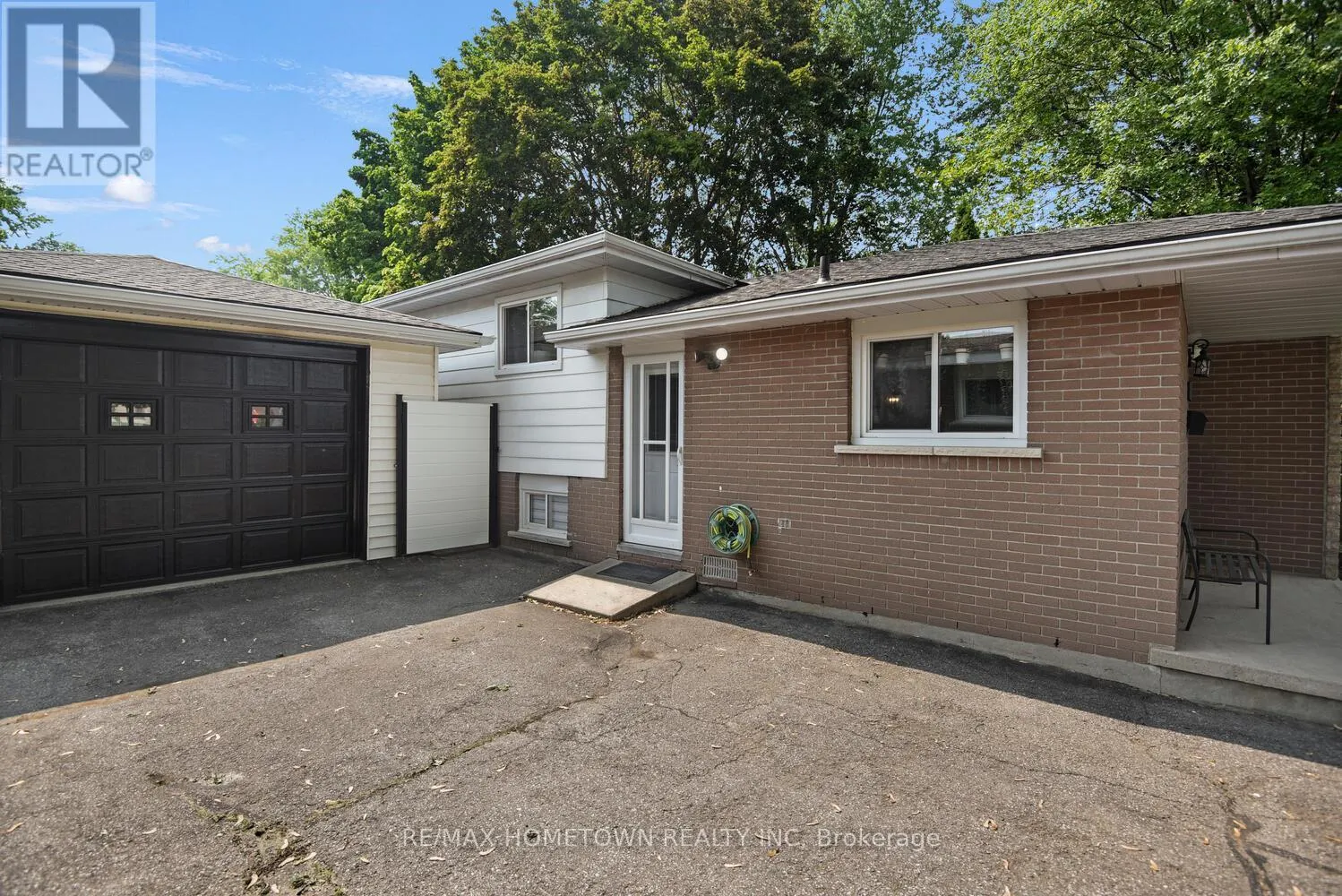 108 WINDSOR DRIVE