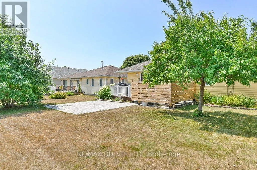 2 HERITAGE DRIVE