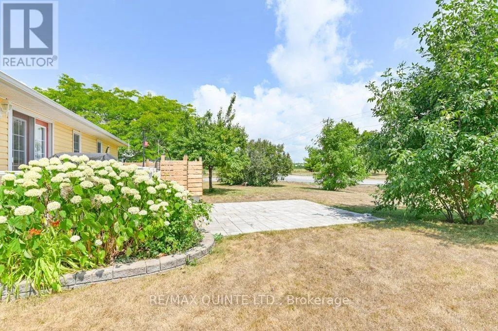 2 HERITAGE DRIVE