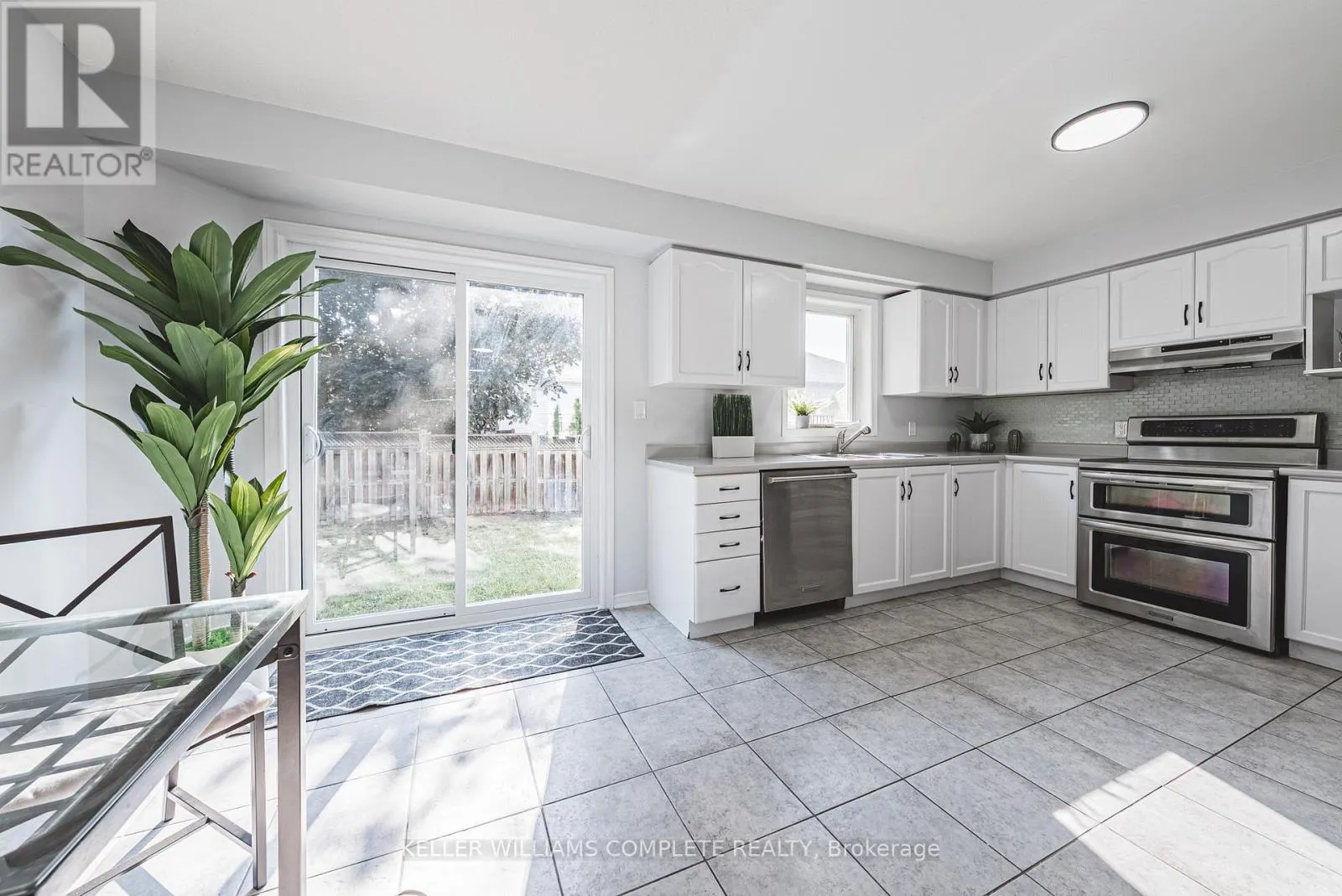 4492 WELTMAN WAY