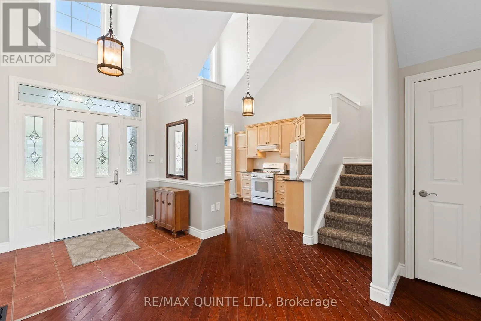 22 GRACEFIELD LANE