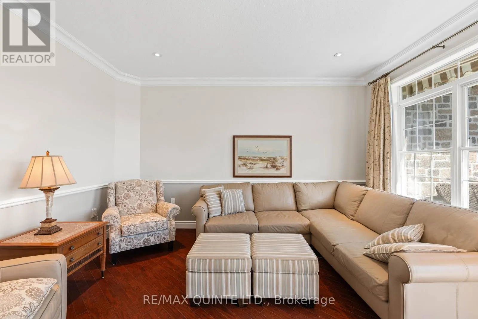 22 GRACEFIELD LANE