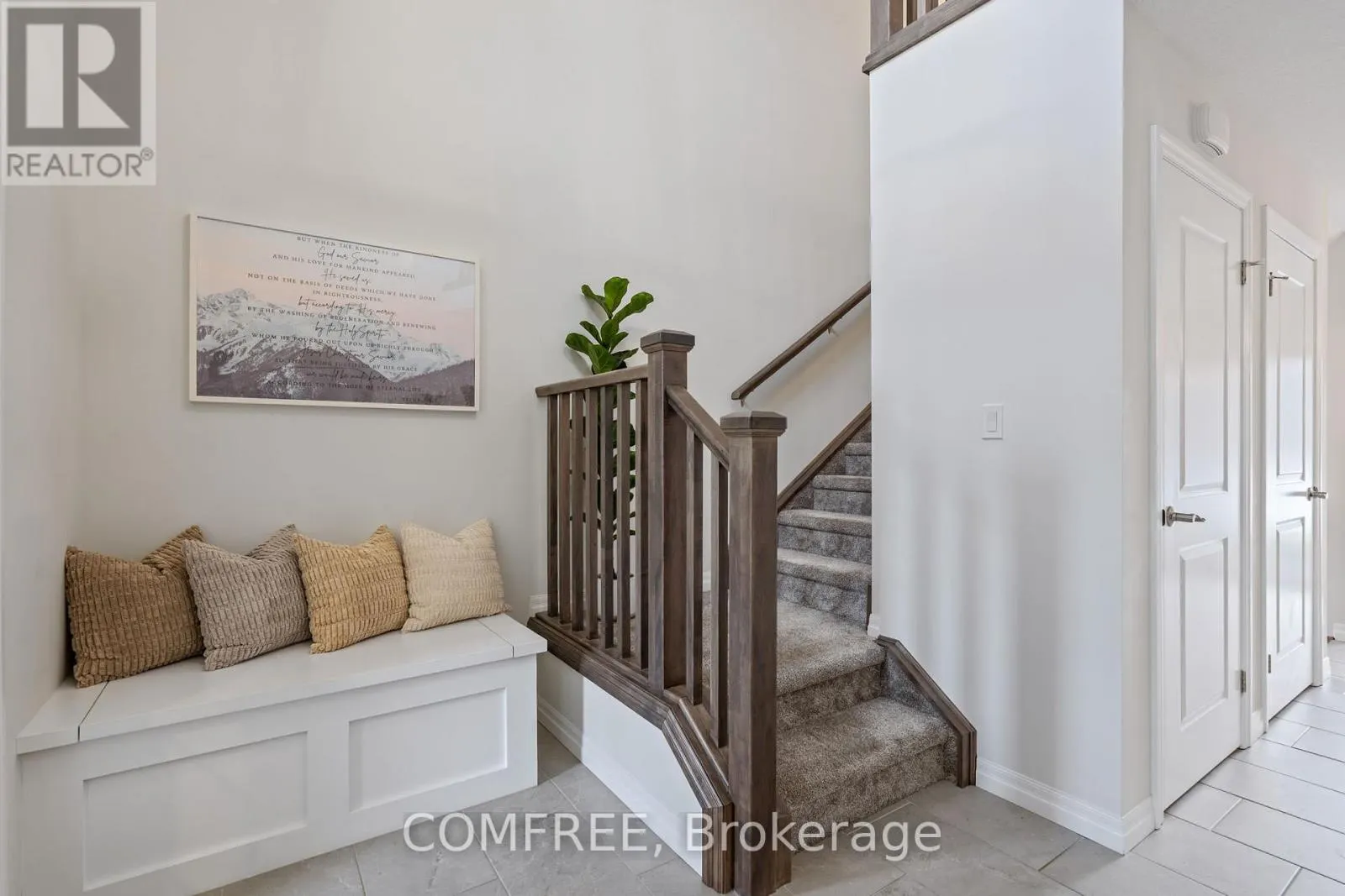 118 LIVINGSTON DRIVE