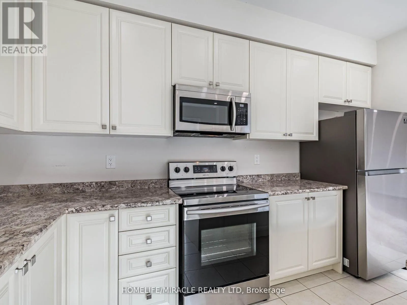 25 DOREEN DRIVE