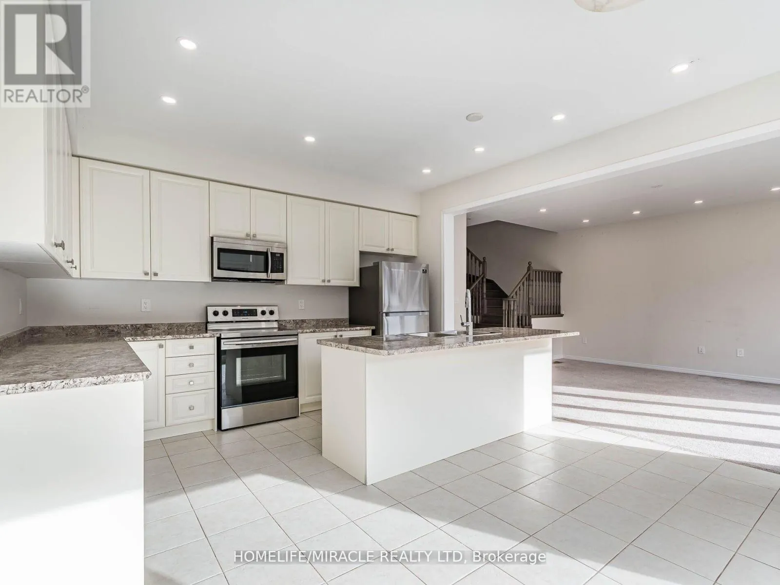 25 DOREEN DRIVE