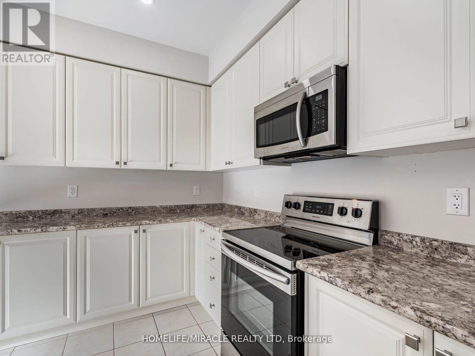 25 DOREEN DRIVE