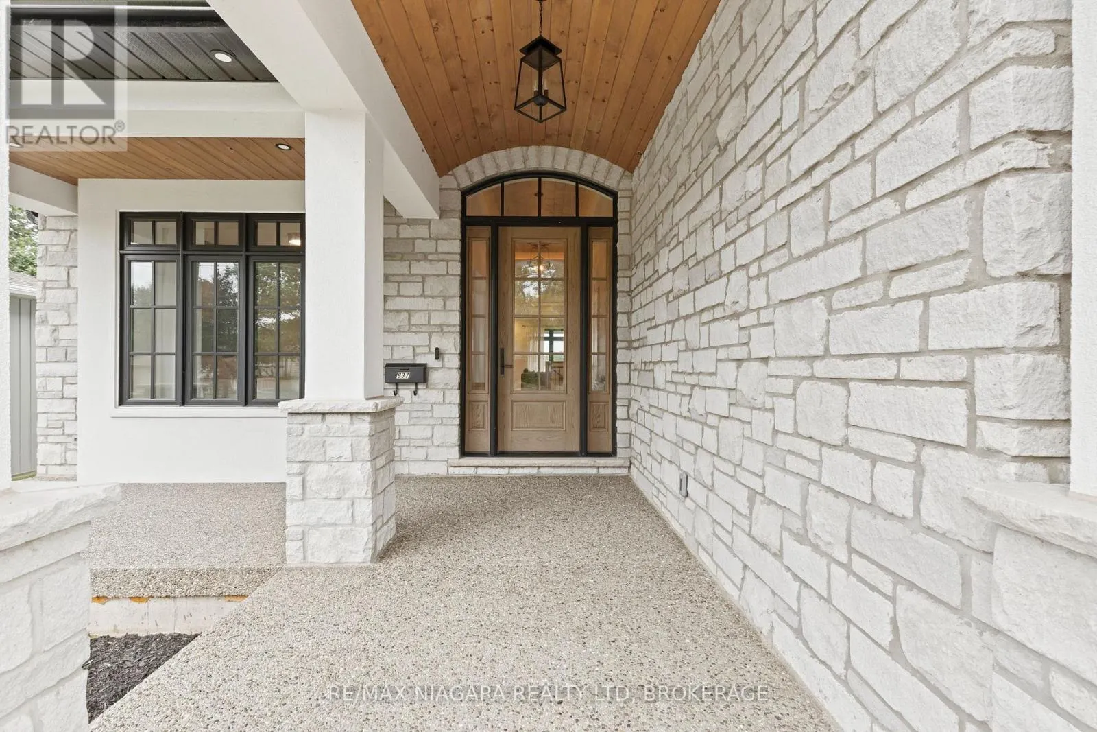 637 BUFFALO ROAD