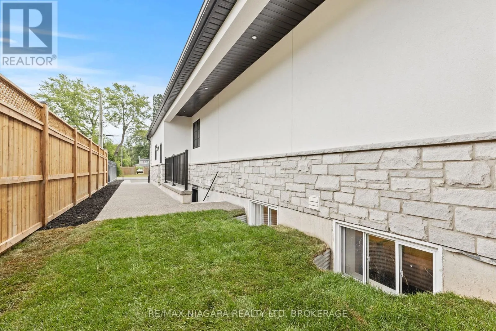 637 BUFFALO ROAD