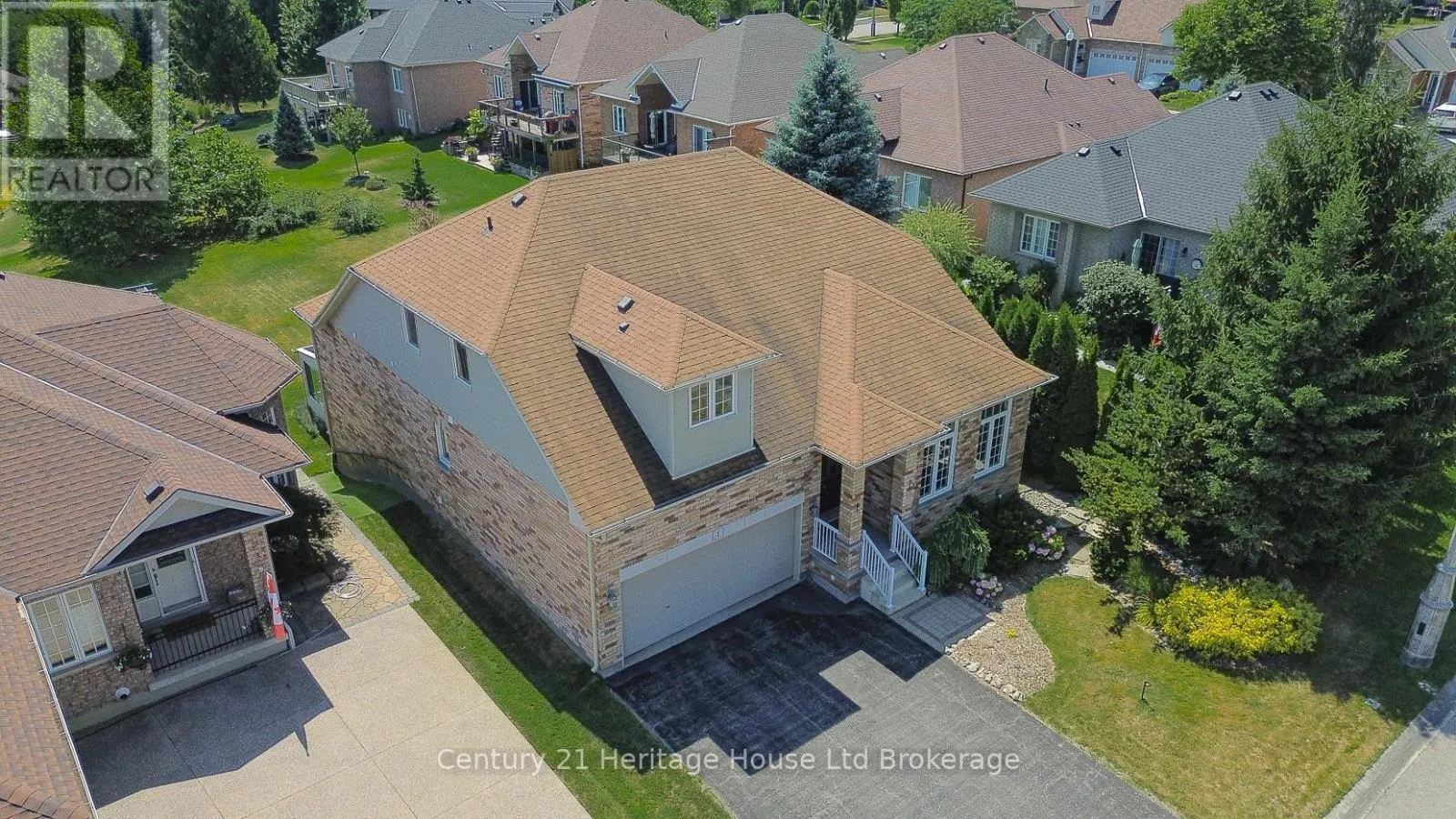 2 GREEN GABLE PLACE