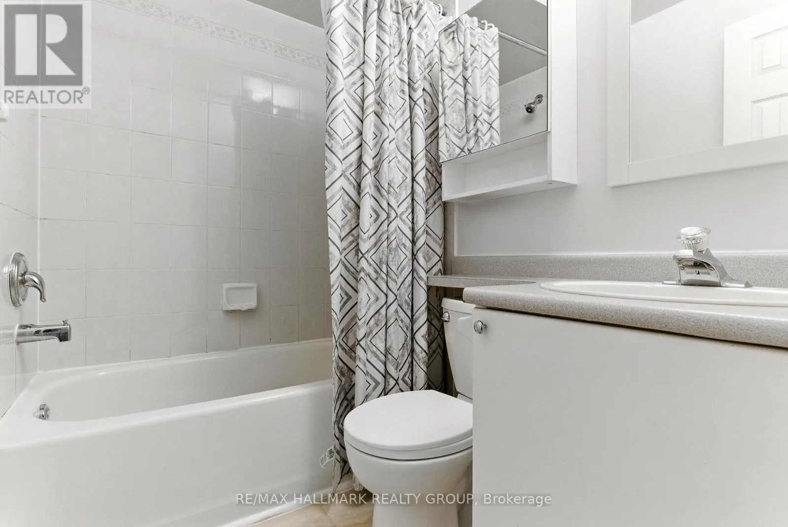 214 BRISTON PRIVATE