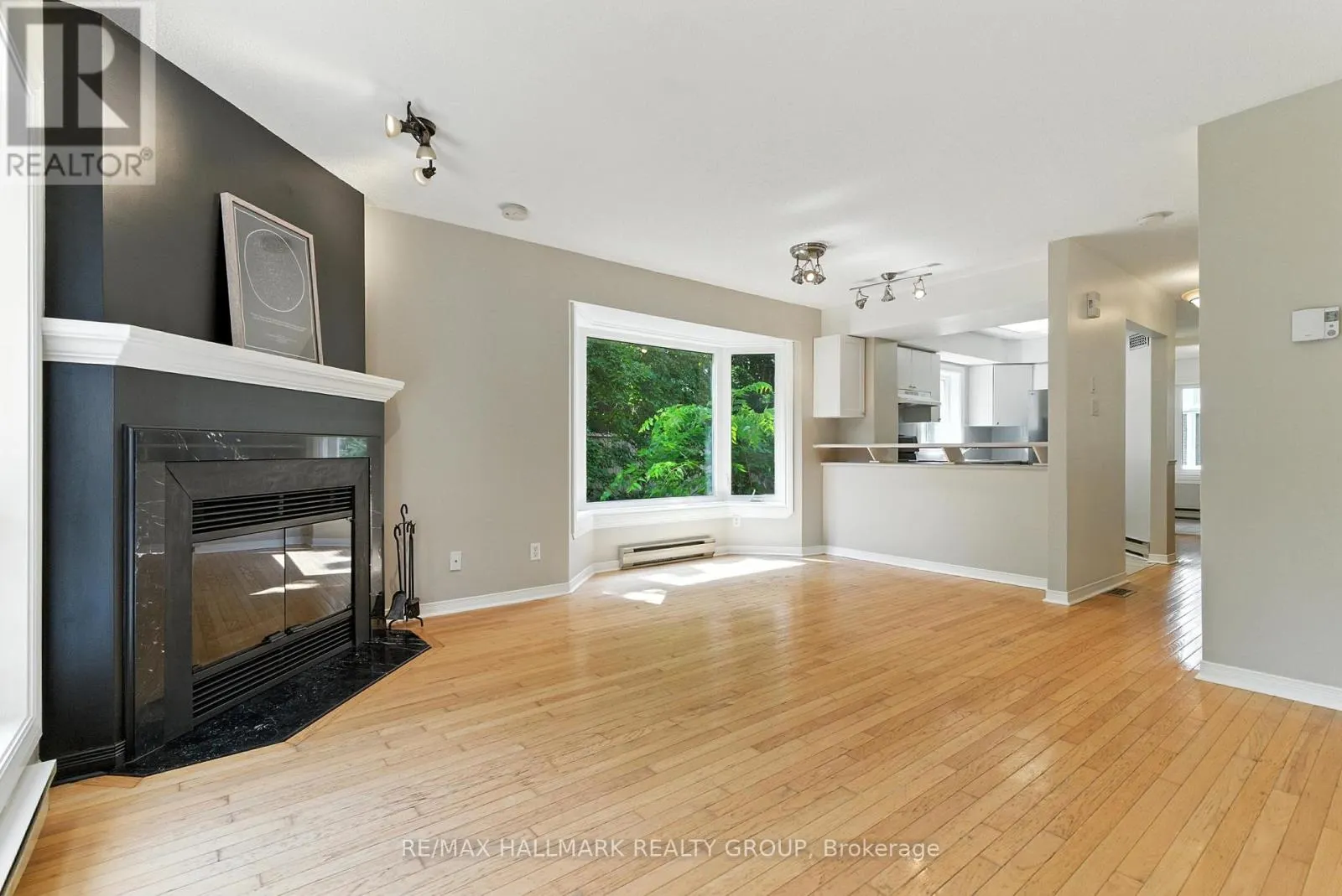 214 BRISTON PRIVATE